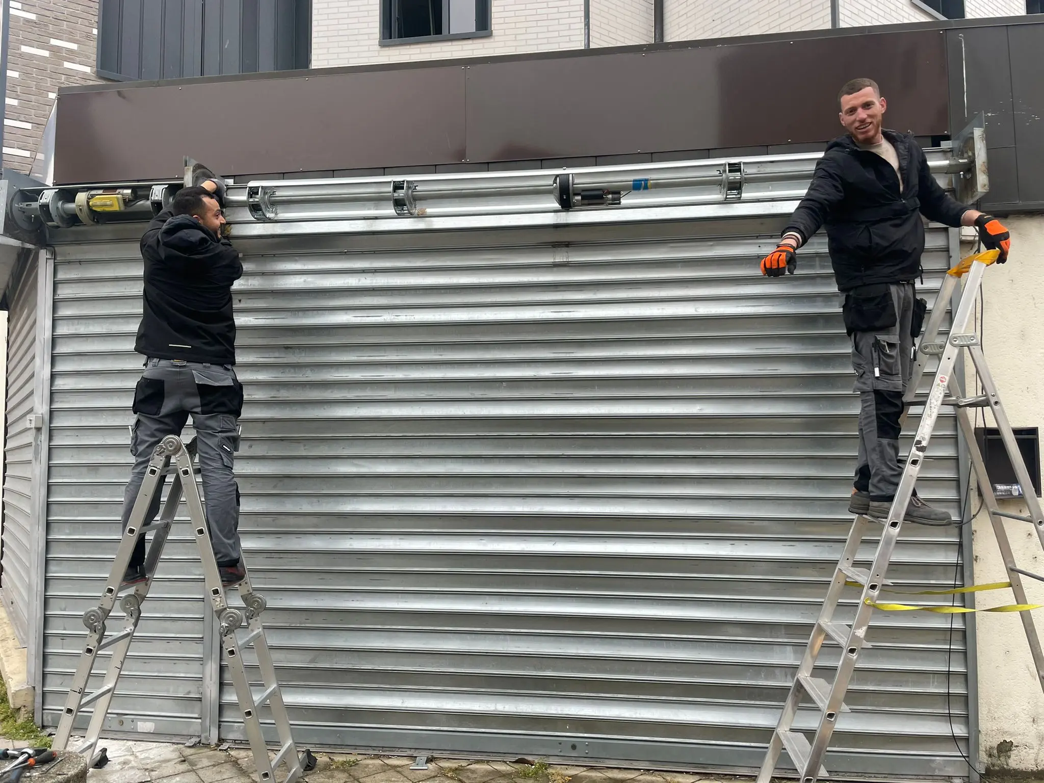 Technicien dépannage rideau métallique